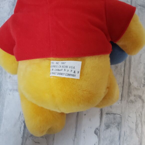 Vintage Walt Disney's Winnie the Pooh Plush - Picture 4 of 5